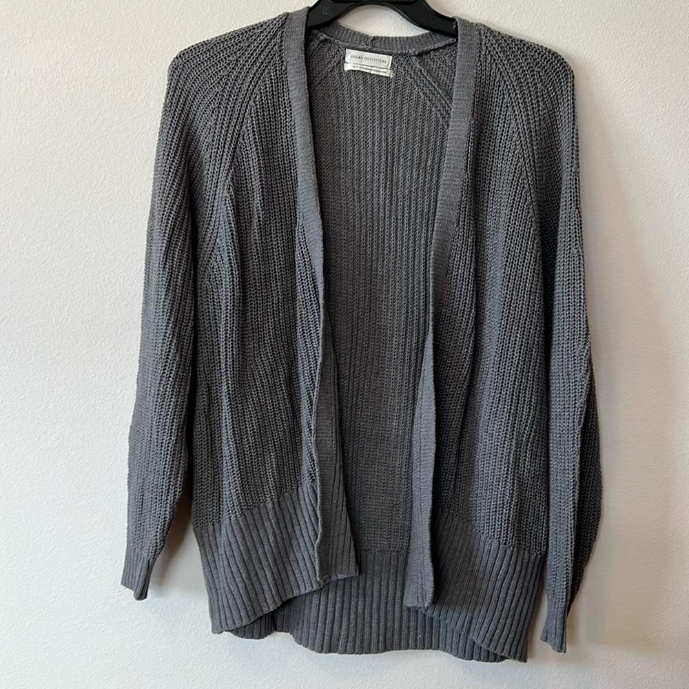 Urban Outfitters Grey Cardigan Size Small